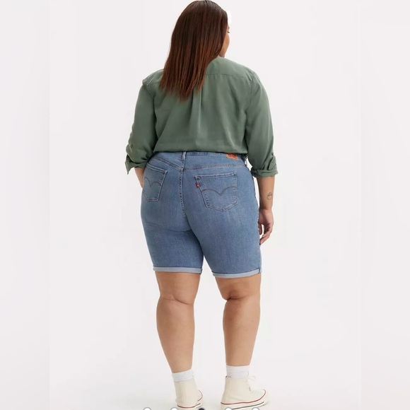 Levi's Sculpt Hypersoft Women's Classic Bermuda Shorts Mid Rise Size 20W - NWT - Picture 3 of 13
